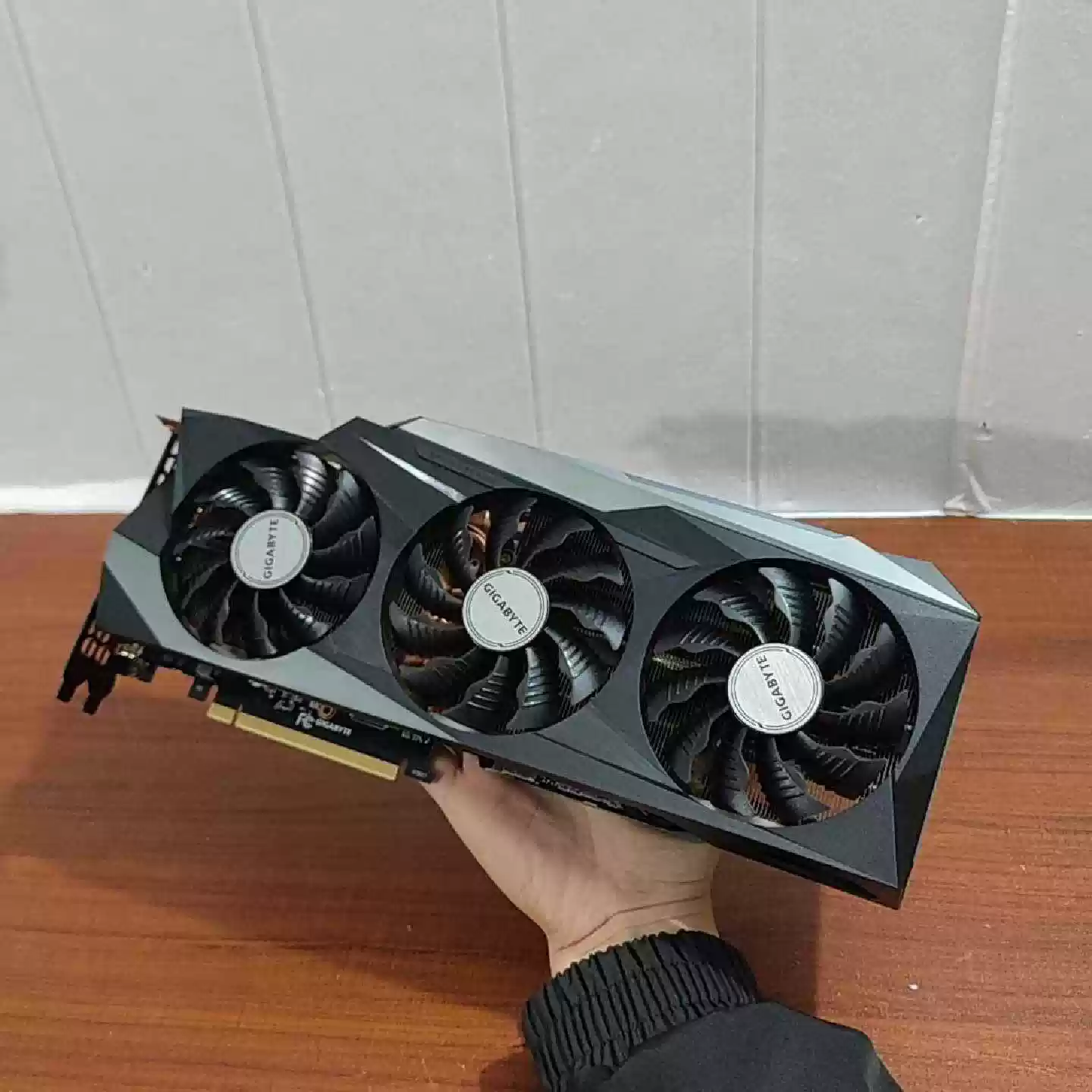 بطاقة رسومات RTX 3090 بذاكرة G - مراجعة Rtx 3090 24Gb Gddr6X وسعره